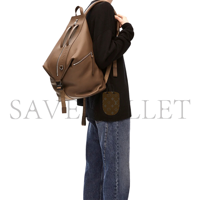 L0ew* convertible backpack in classic calfskin b777w36x03 (50*40*20cm)
